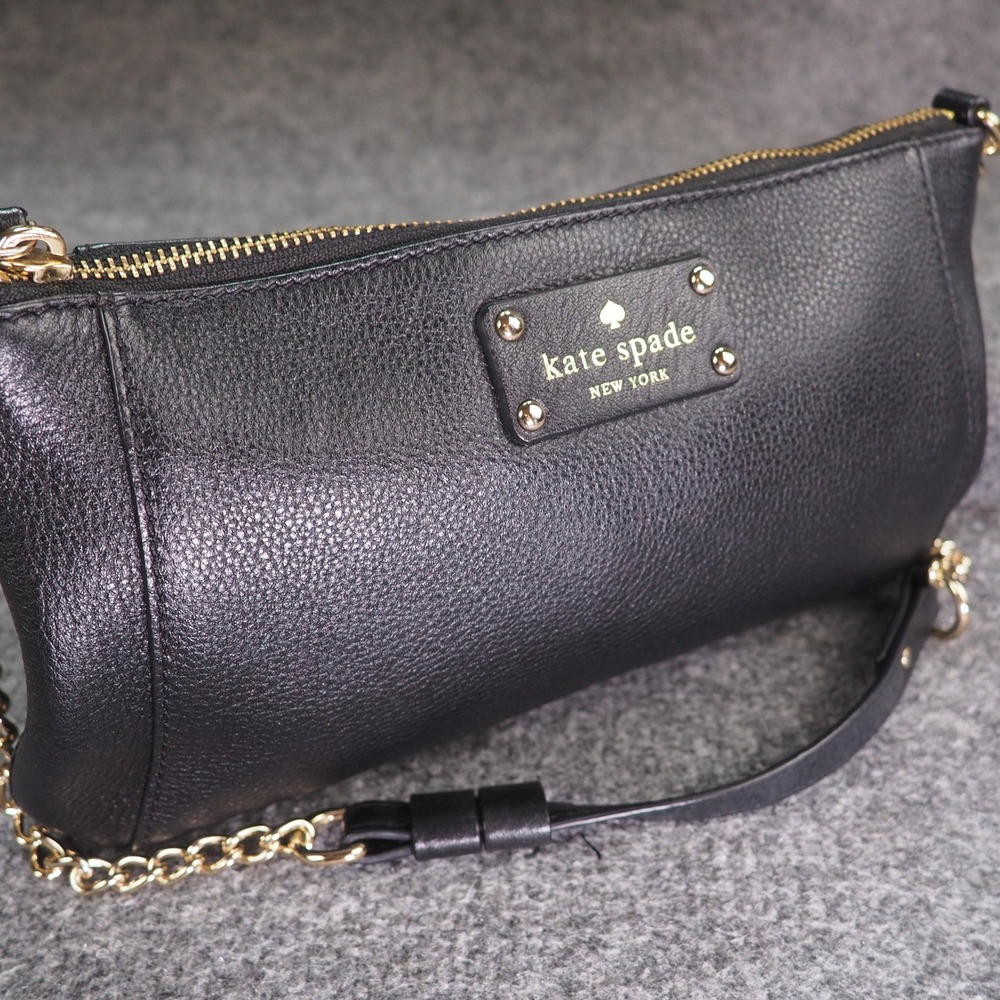 Kate Spade New York Shoulder Bag Black Pebbled Leather Gold Chain Strap Chic